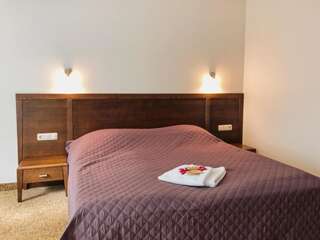 Курортные отели Sancta Elena Швянтойи Стандартный двухместный номер с 1 кроватью или 2 отдельными кроватями-5