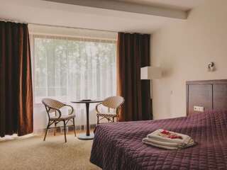 Курортные отели Sancta Elena Швянтойи Стандартный двухместный номер с 1 кроватью или 2 отдельными кроватями-1